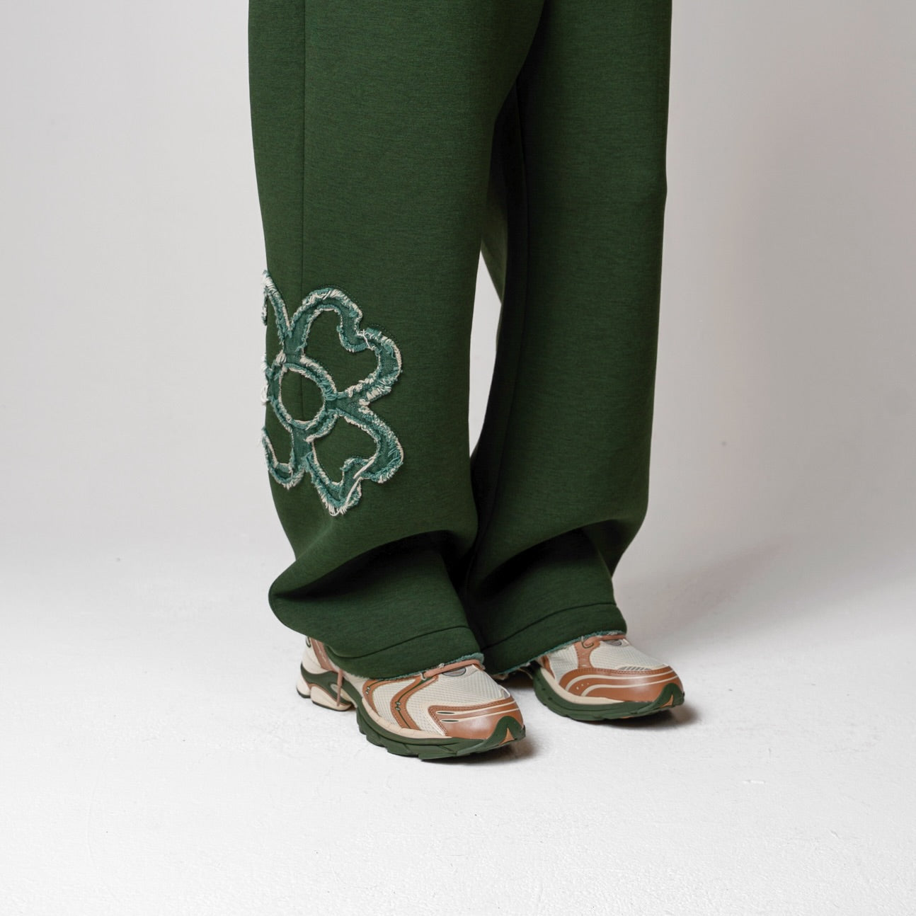 TOROM - Jogginganzug Tannengrün