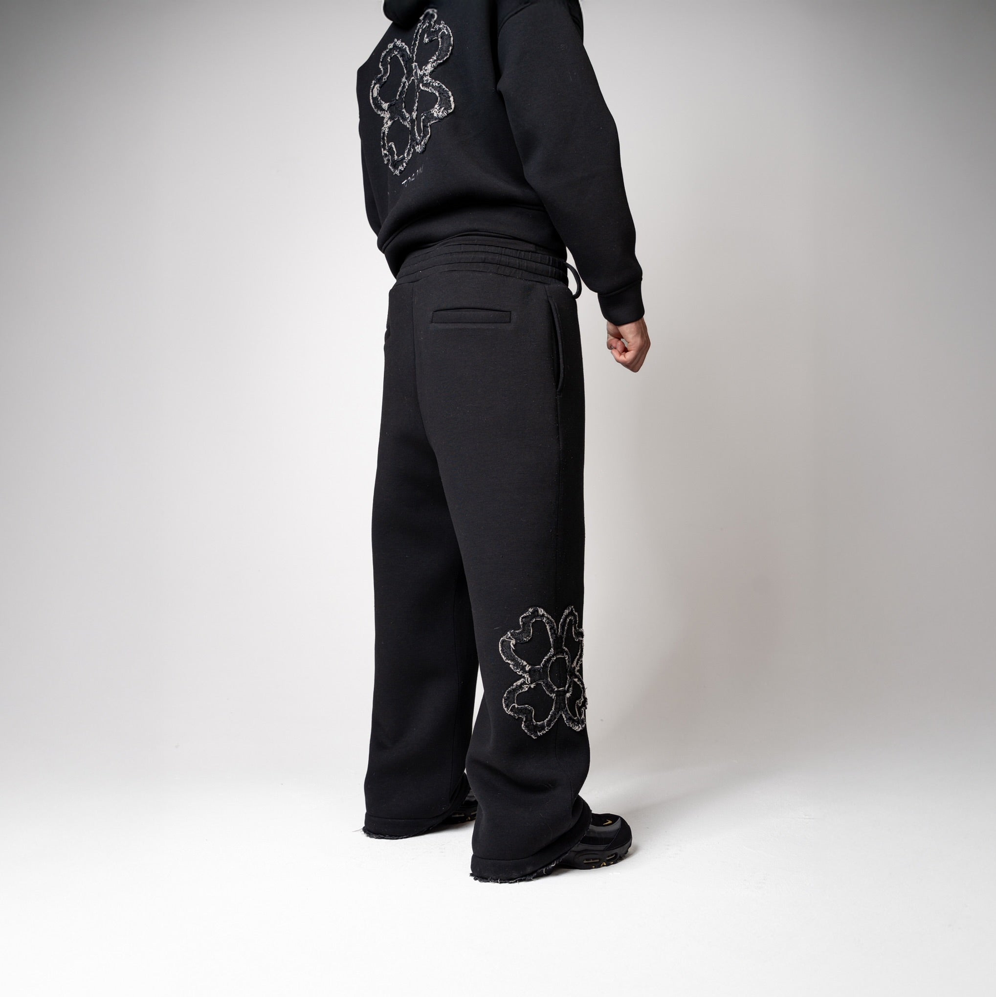 TOROM - Jogging suit Obsidian Black